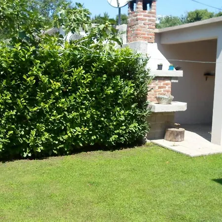 Appartamento Floresita Zara