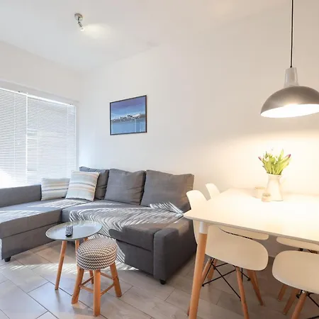 Apartman Floresita Zára