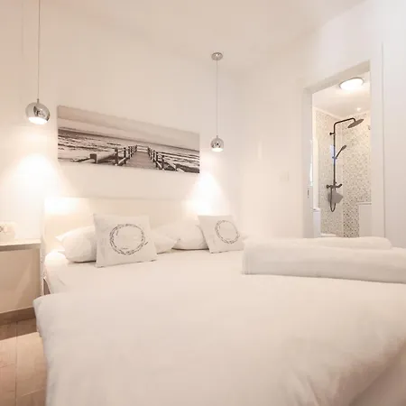 Apartman Floresita *