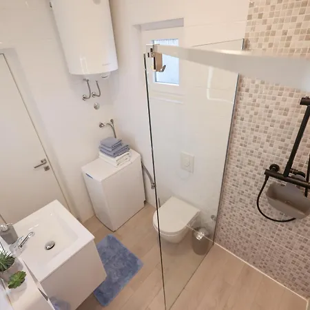 Floresita Apartman Zára
