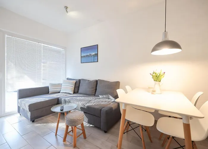 Apartman Floresita Zára