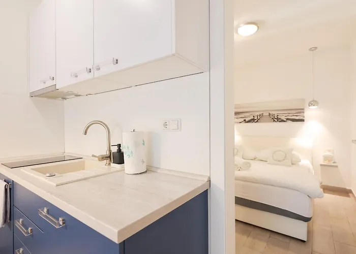 Floresita Apartman *